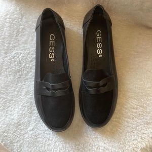 Gess woman shoes flat